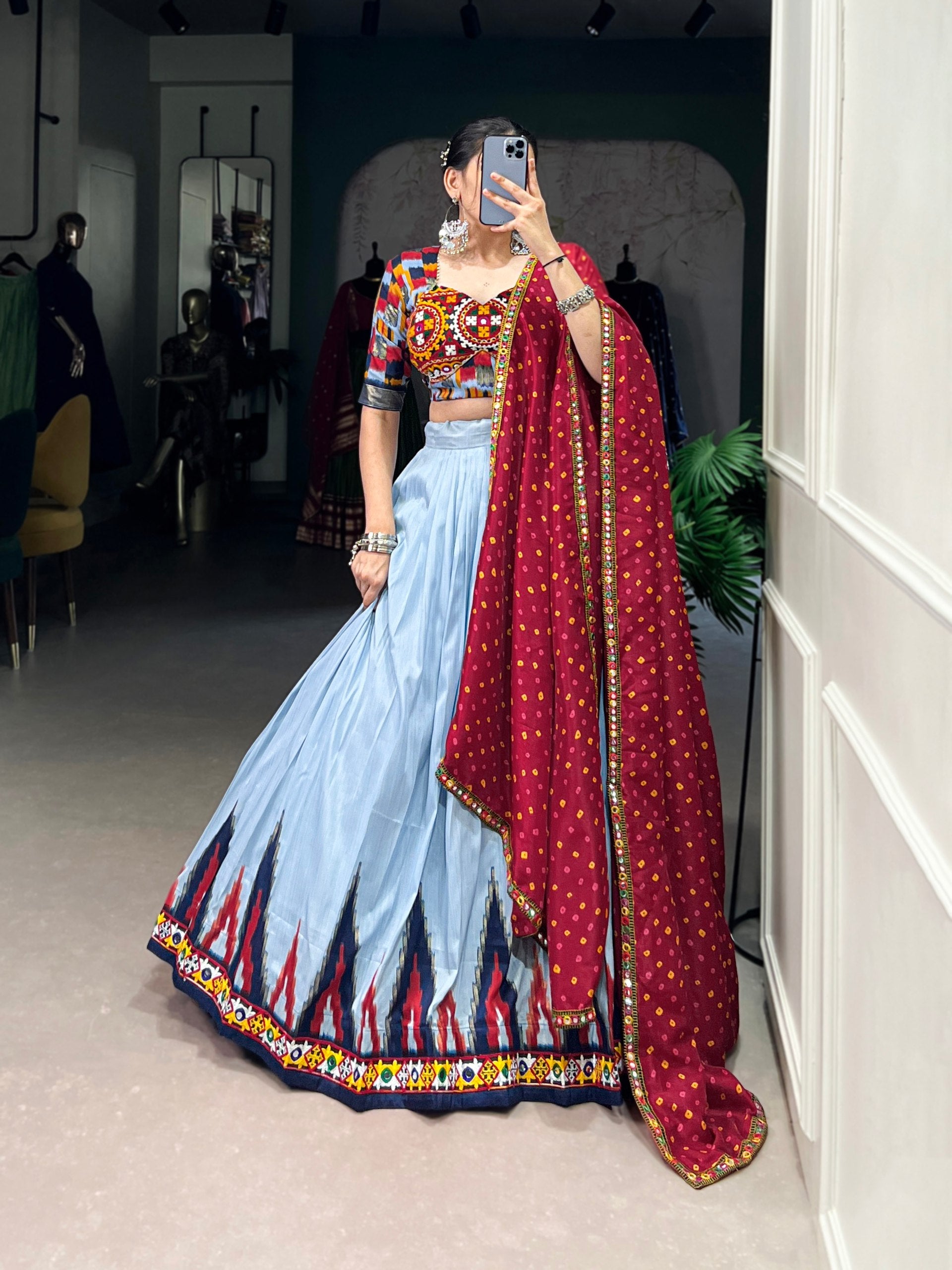 Dola Silk Print With Foil Work And Original Mirror Gamthi Lace Border Chaniya Choli