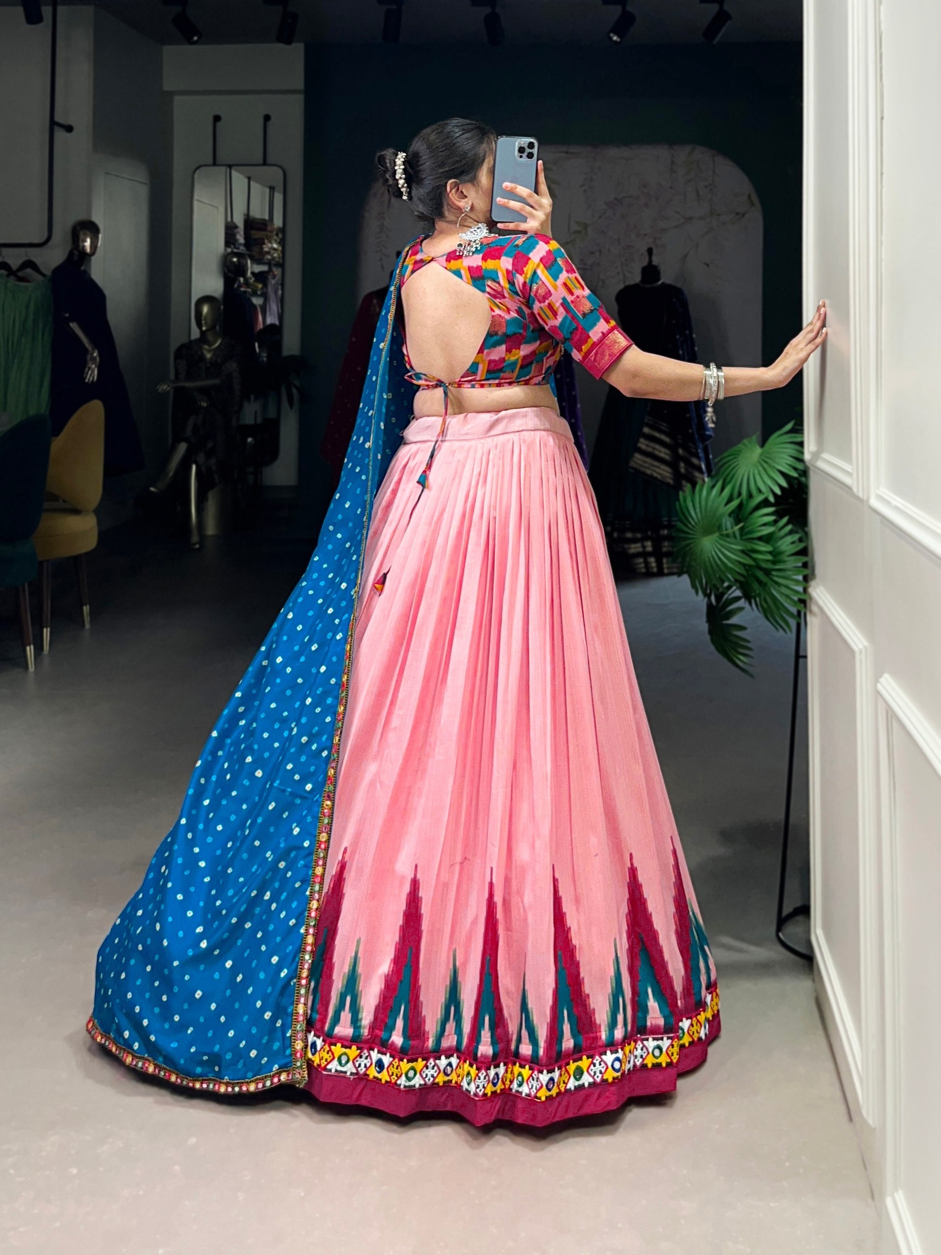 Print With Foil Work And Mirror Gamthi Lace Border chaniya Choli