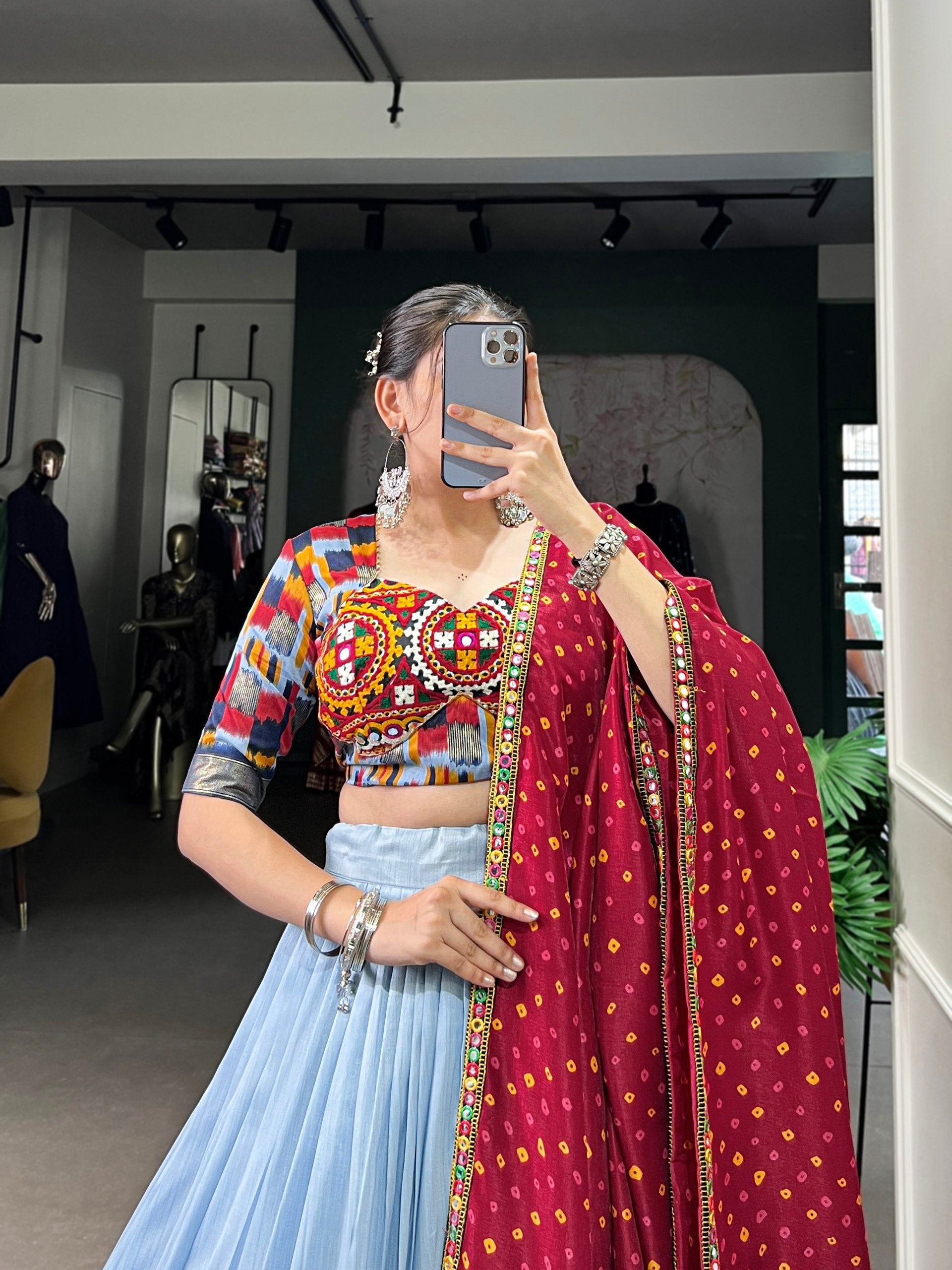 Dola Silk Print With Foil Work And Original Mirror Gamthi Lace Border Chaniya Choli