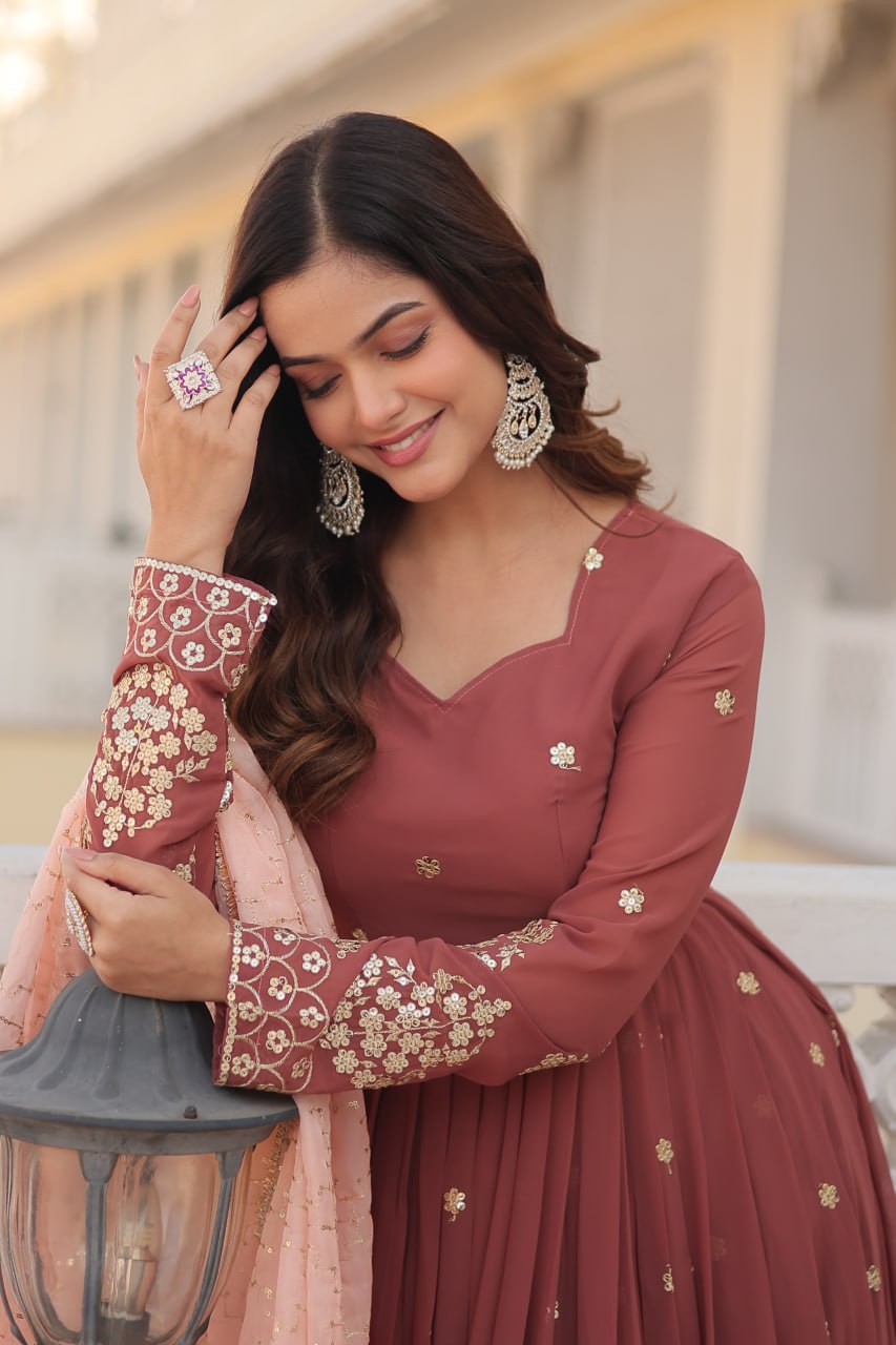 PREMIUM DESIGNER READYMADE GOWN COLLECTIONS.