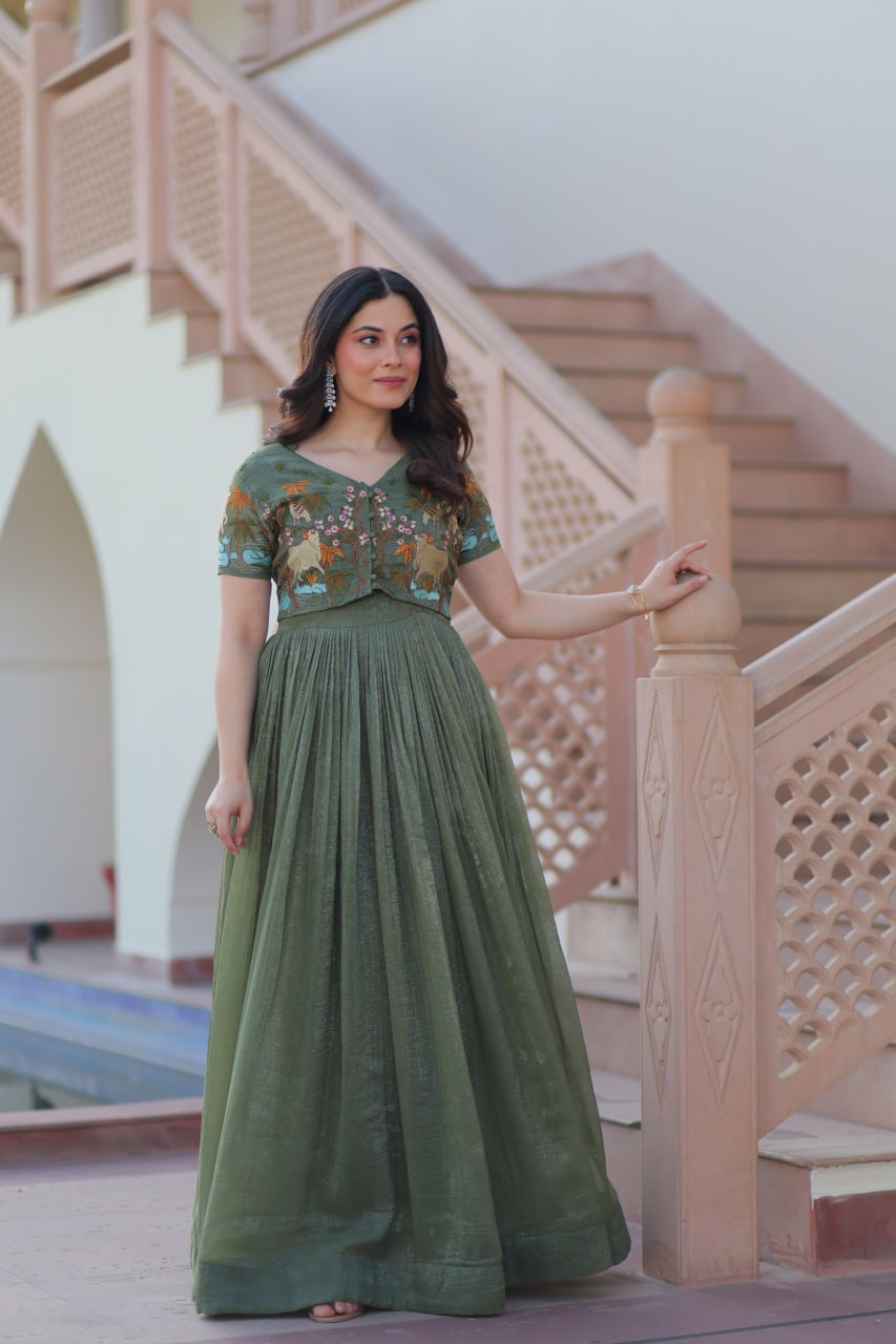 Desinger Silver Crunchy readymad Koti Gown