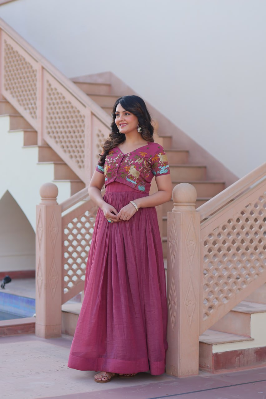 Desinger Silver Crunchy readymad Koti Gown