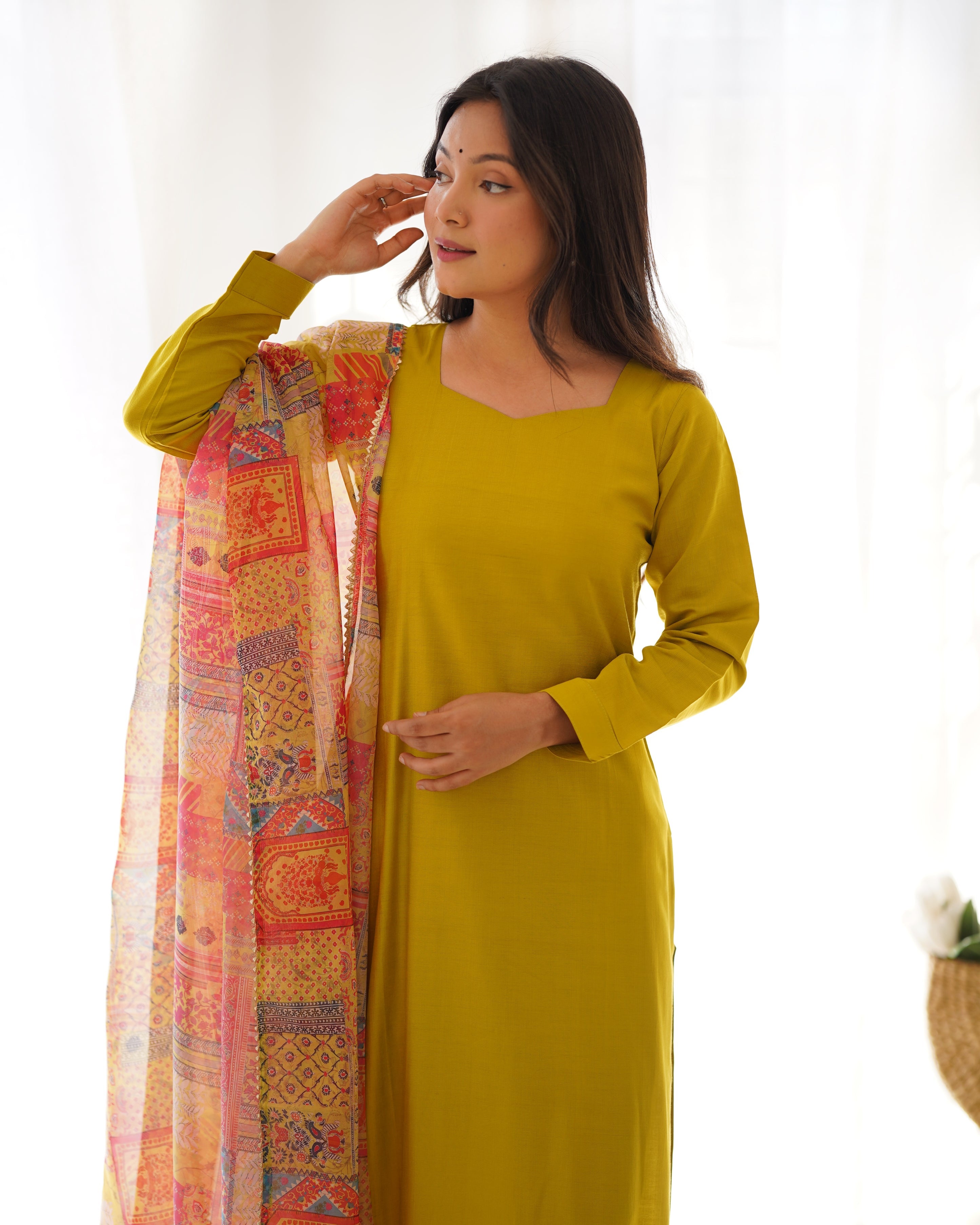 EXCLUSIVE TRENDY LOOK COTTON STRAIT KURTA PAIR