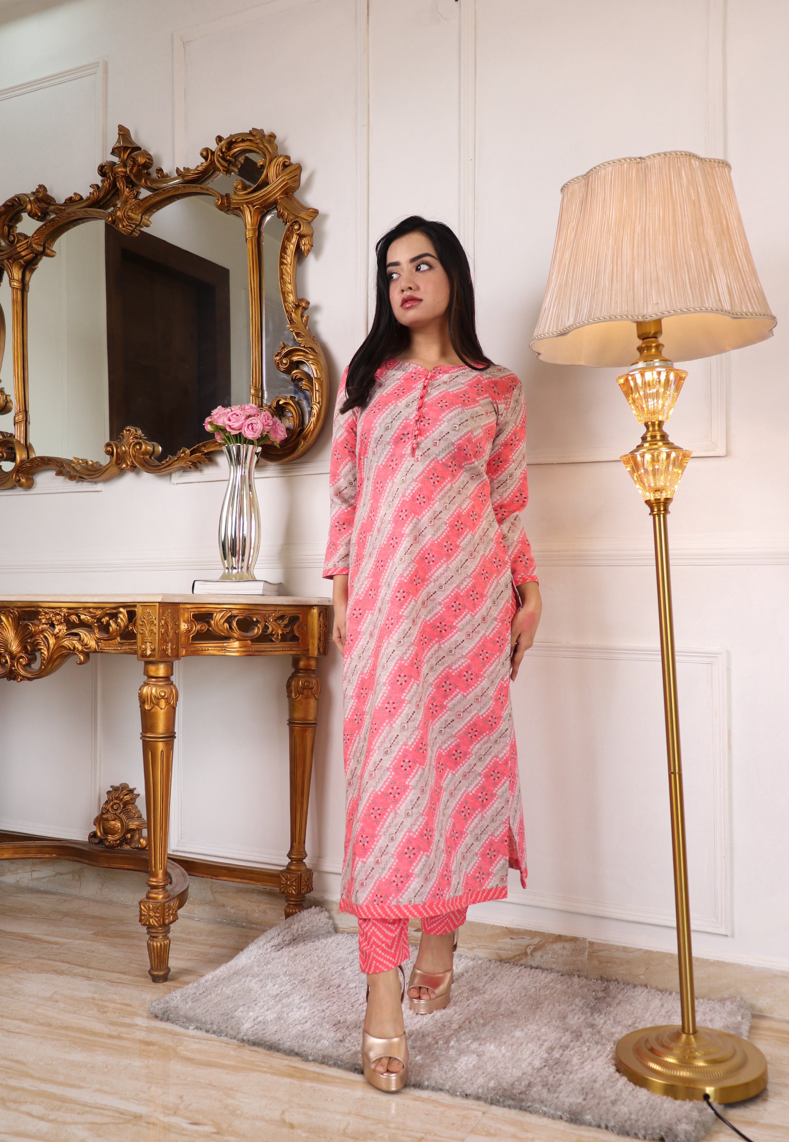 Exclusive Trendy Look Women Cotton Blend Kurta Pant Dupatta Set