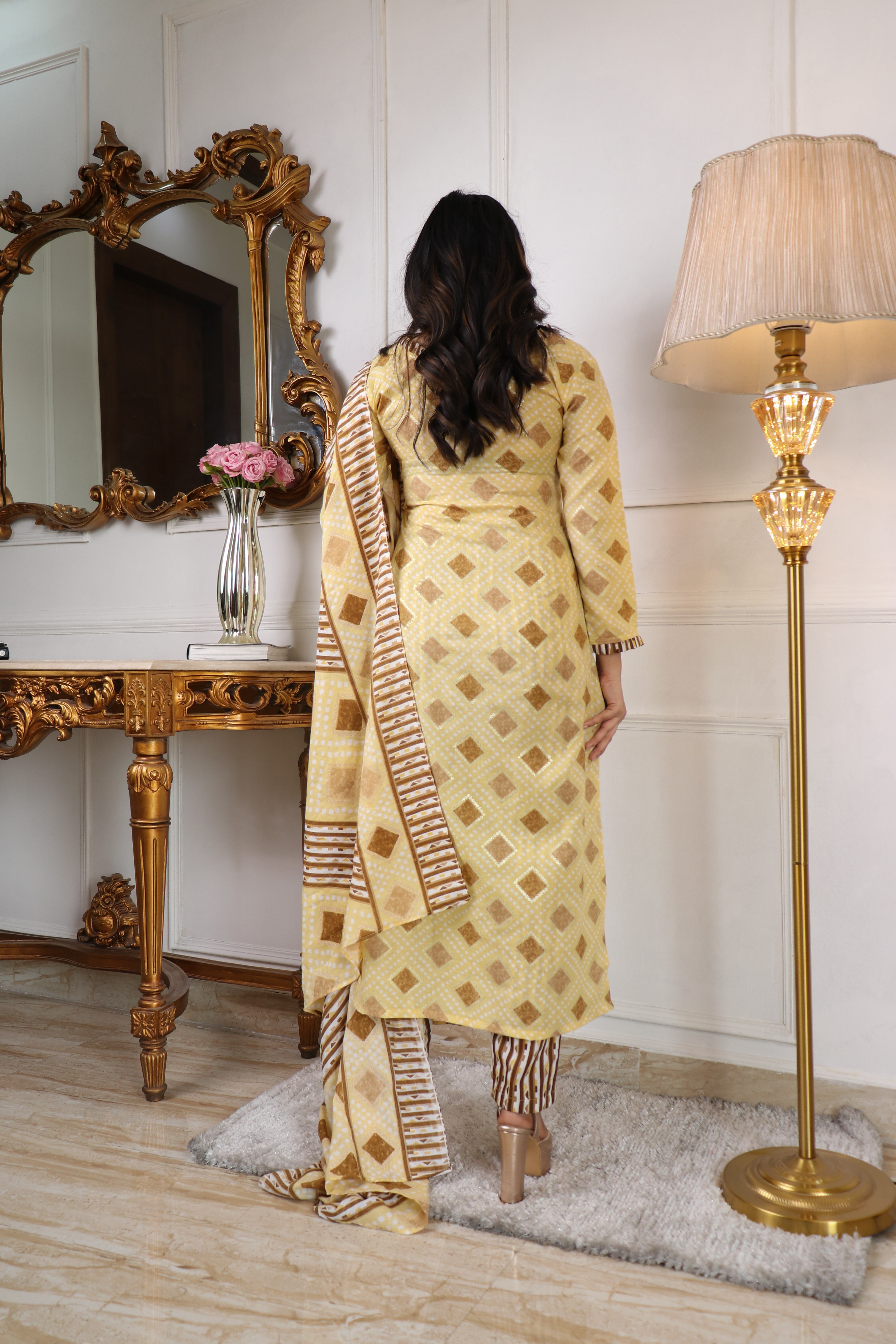 Exclusive Trendy Look Women Cotton Blend Kurta Pant Dupatta Set