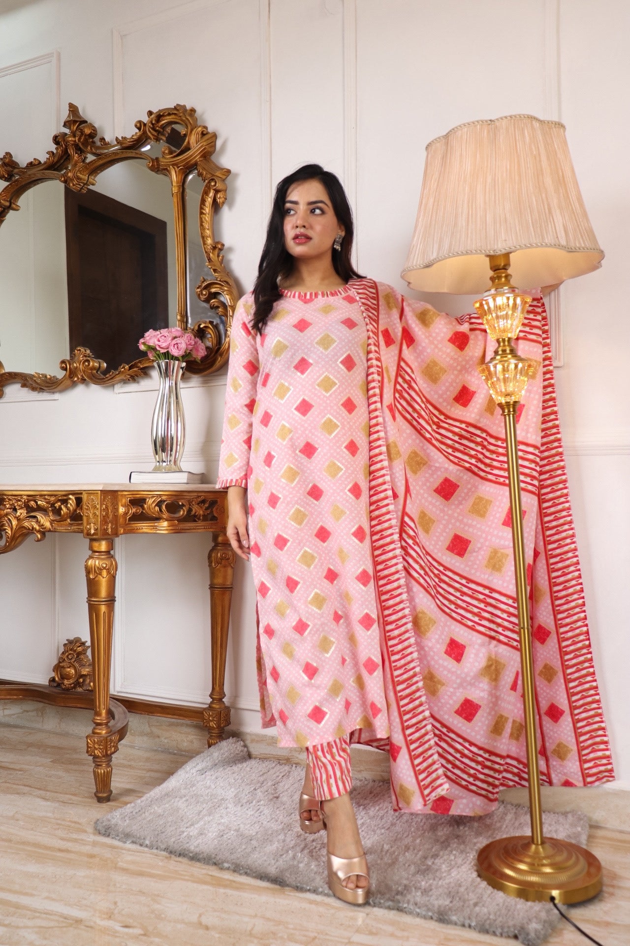 Exclusive Trendy Look Women Cotton Blend Kurta Pant Dupatta Set