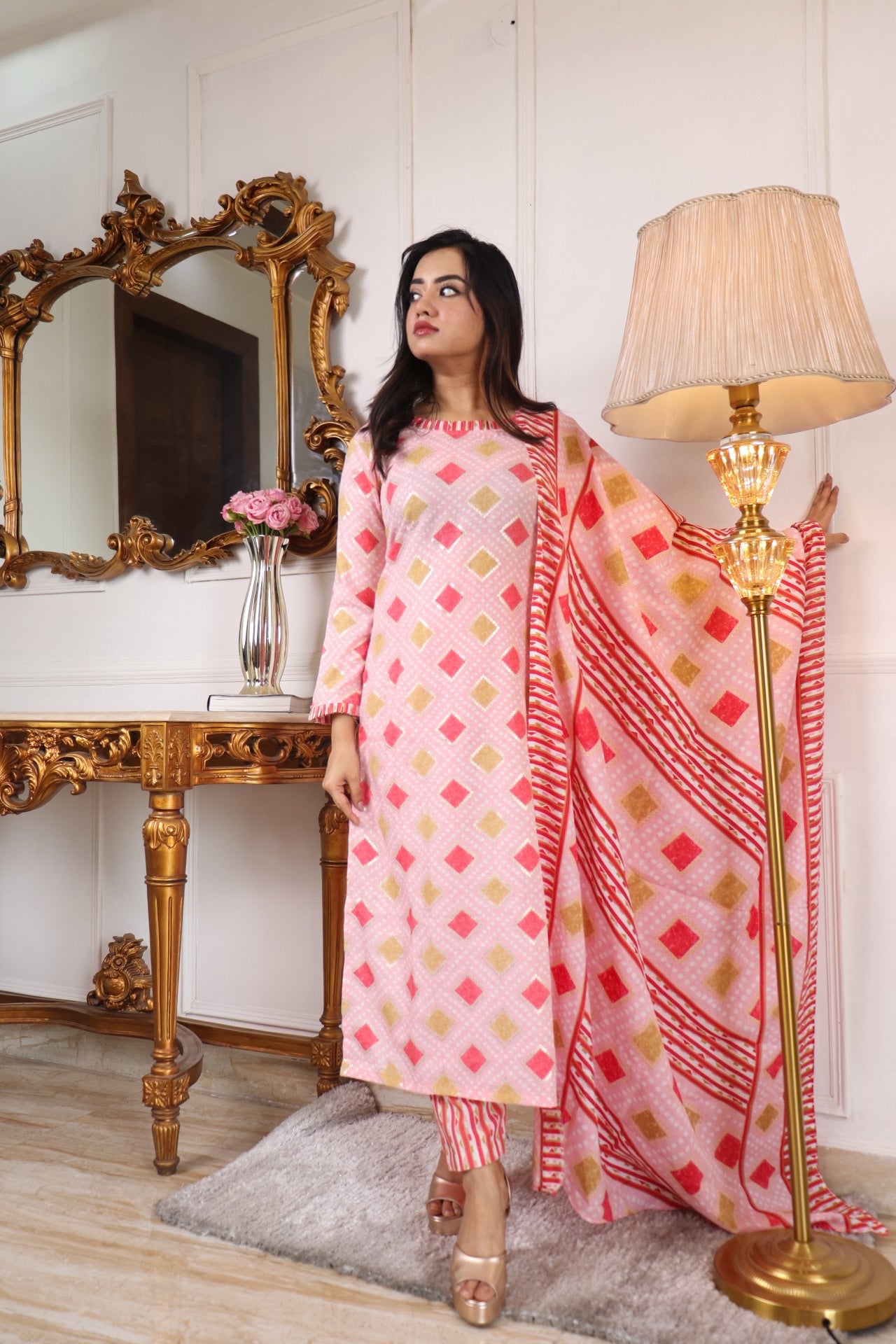 Exclusive Trendy Look Women Cotton Blend Kurta Pant Dupatta Set