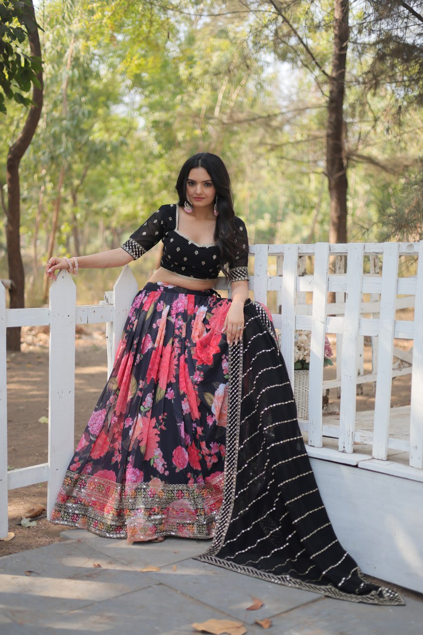 EXCLUSIVE TRENDY LOOK LAHENGHA CHOLI