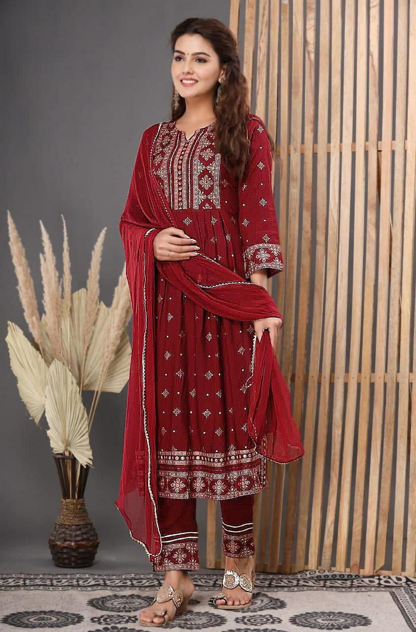 Aazing Trendy Look Party wear Embroidered Kurta Set