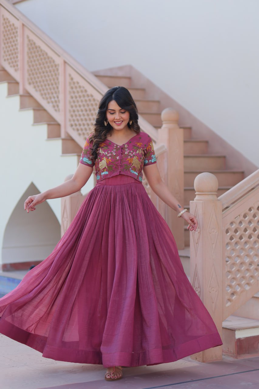 Desinger Silver Crunchy readymad Koti Gown